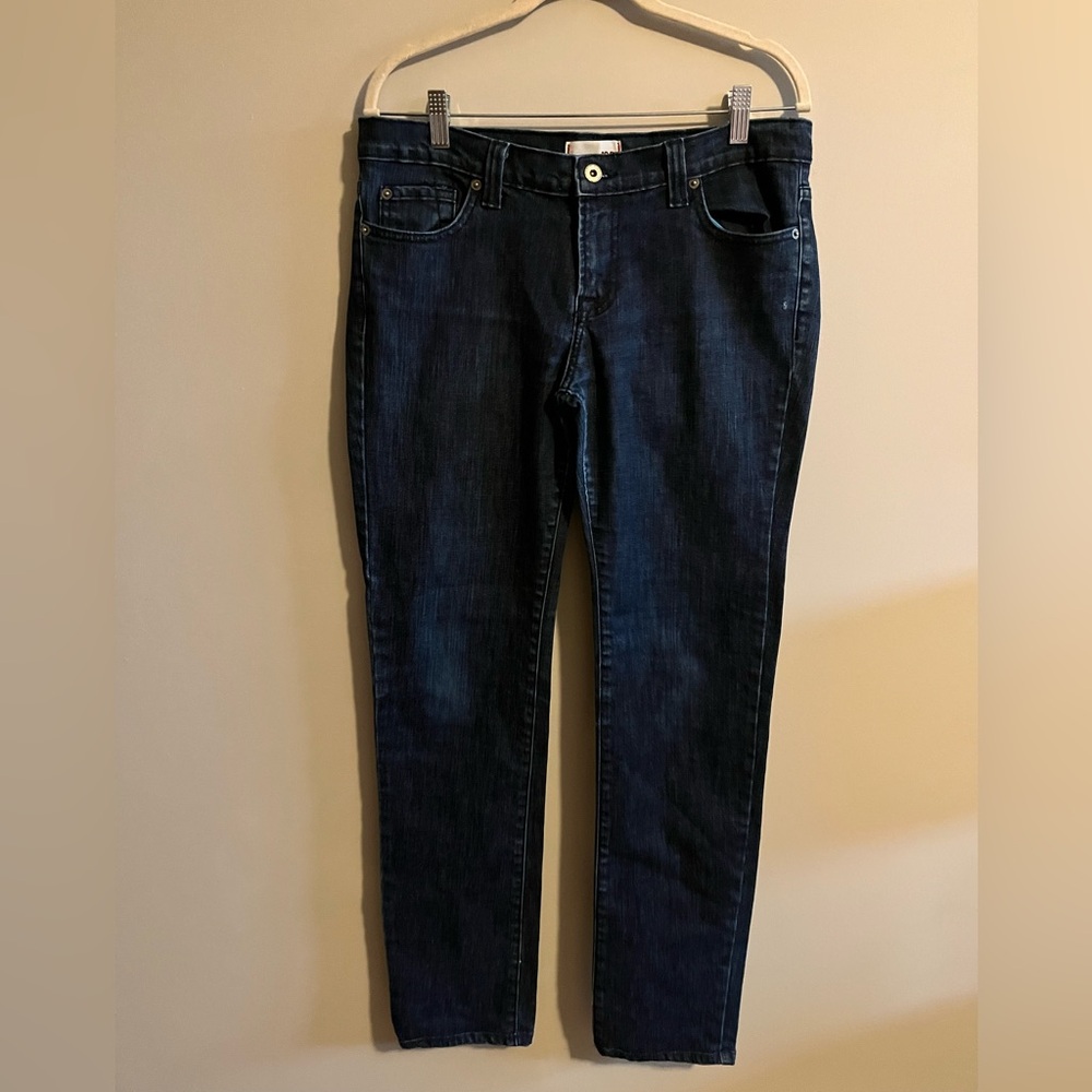 BDG Dark Wash Straight Leg Blue Mom Jeans Size 31